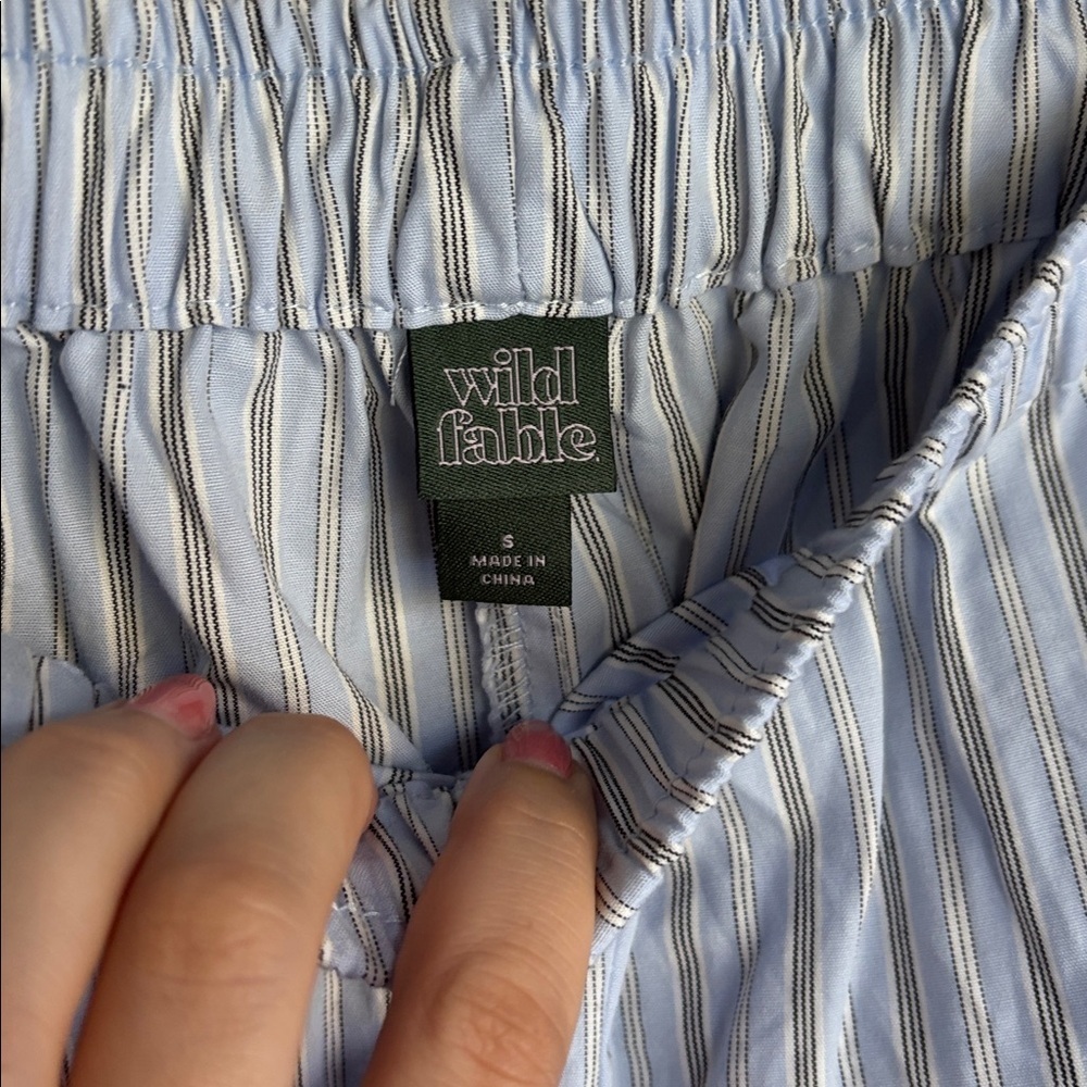 NWOT Wild Fable Blue Striped Pants With Bows - Picture 3 of 12